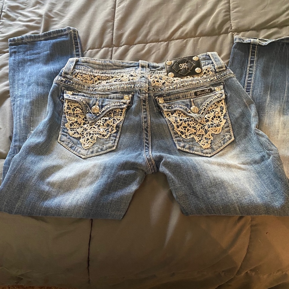 Capris - Picture 2 of 2